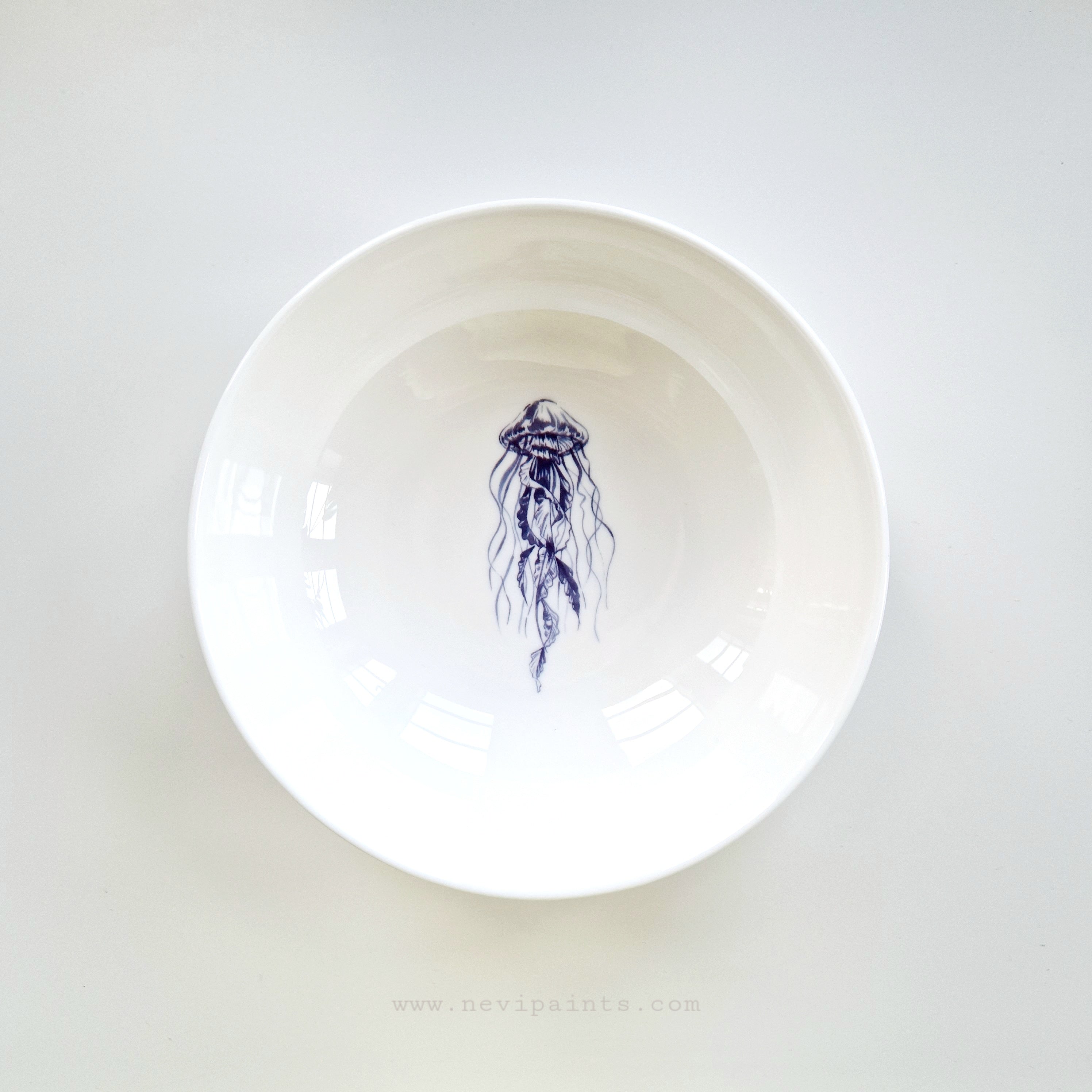 Blue Jelly Fish Bowl nevipaints