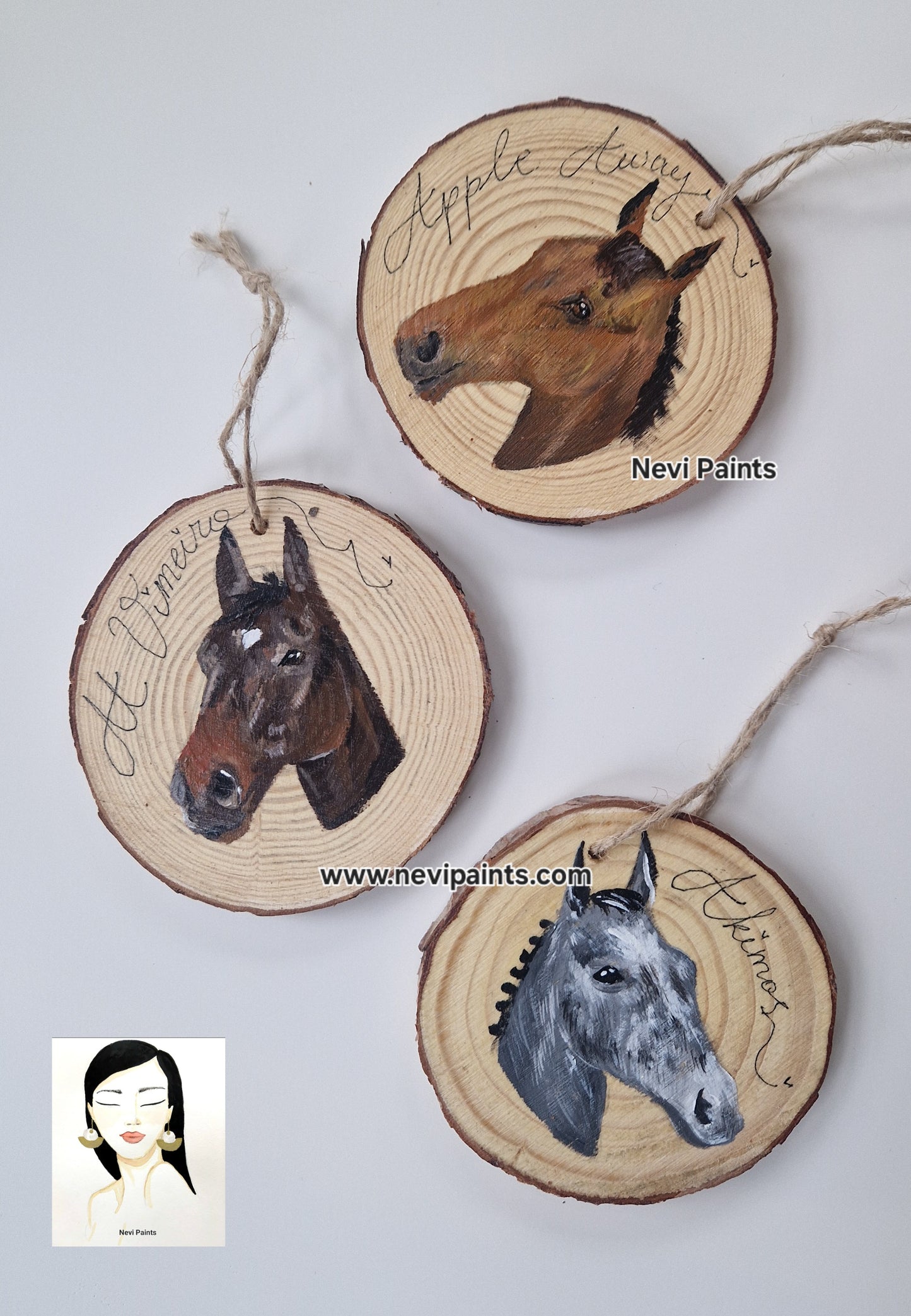 Old Gold Racing Horses - CUSTOM Handpainted Bauble