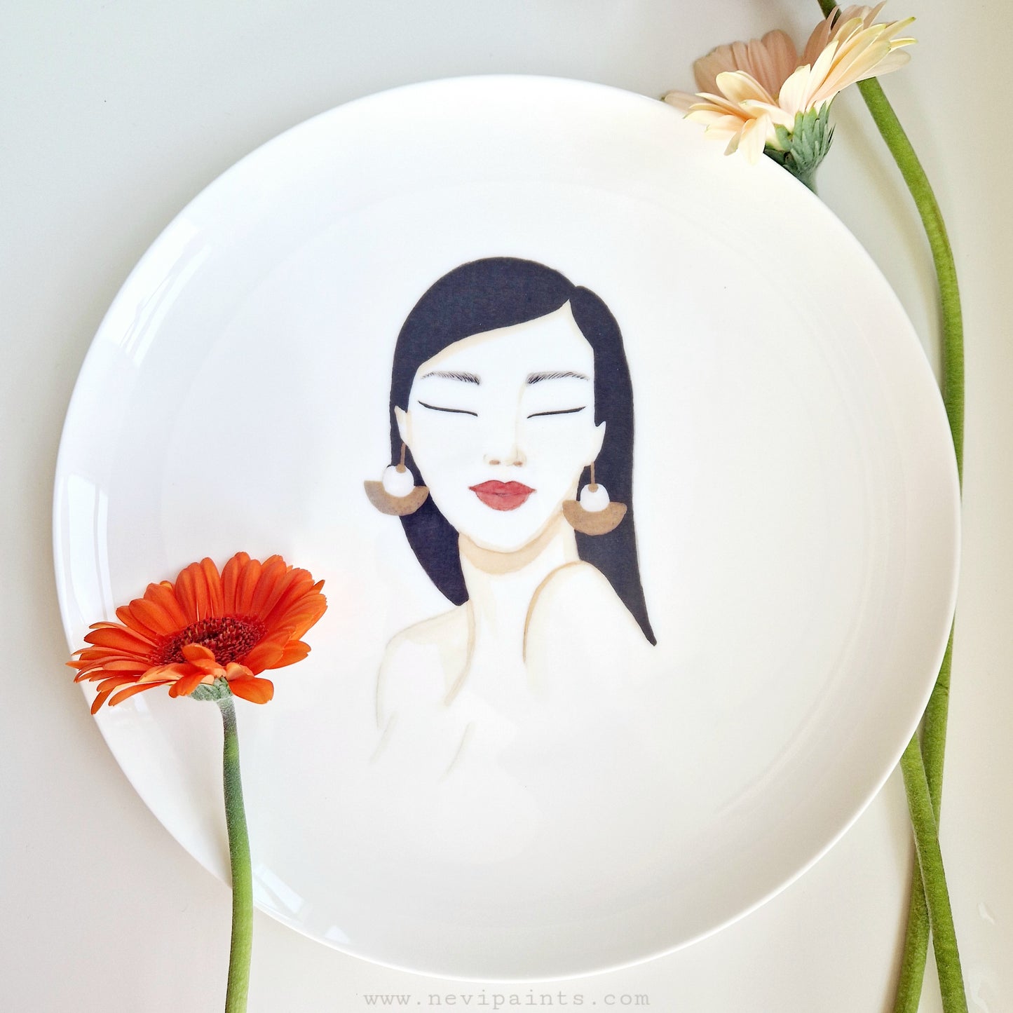 Nue Dinner Plate