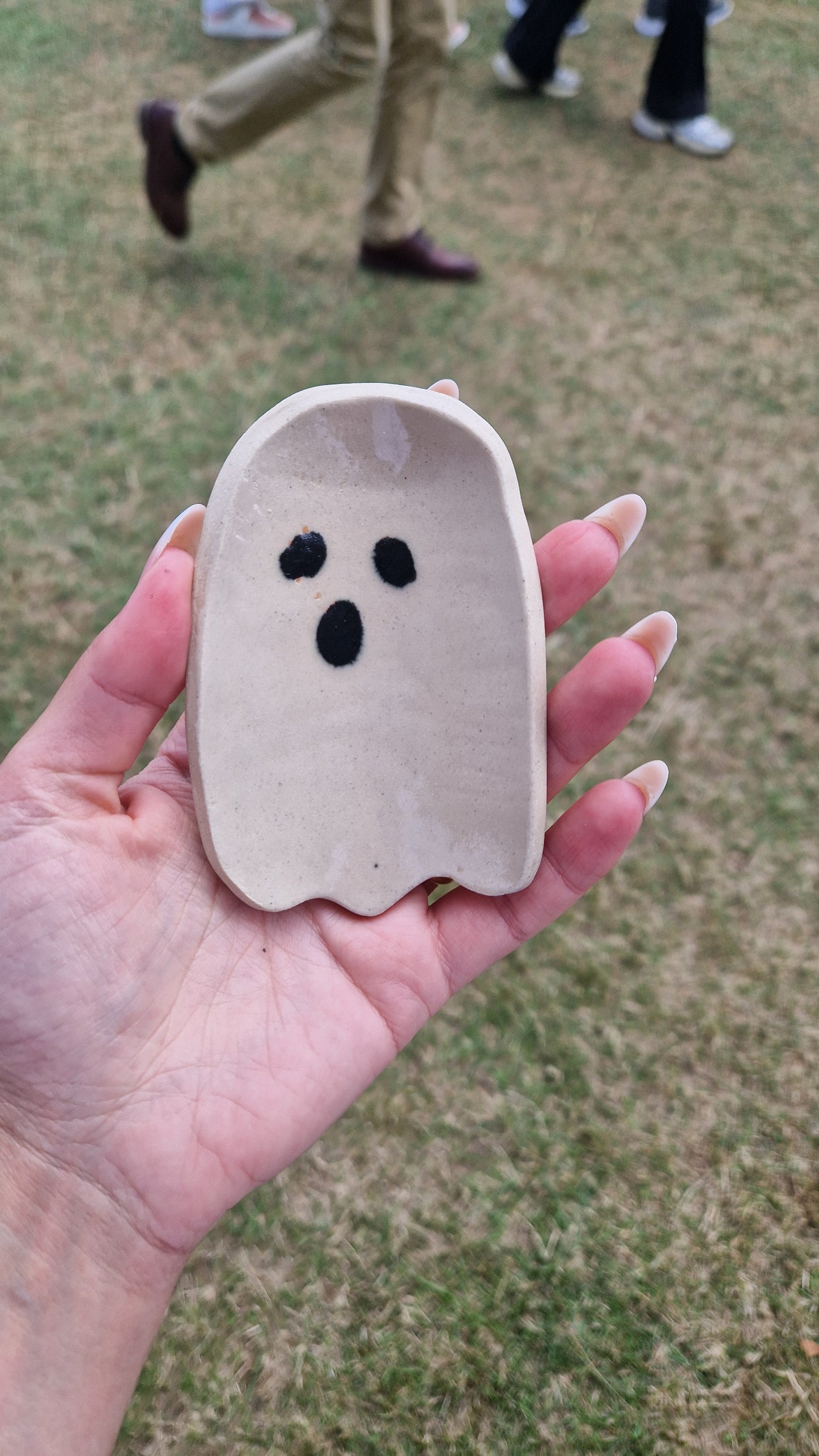 Ghost spoon rest