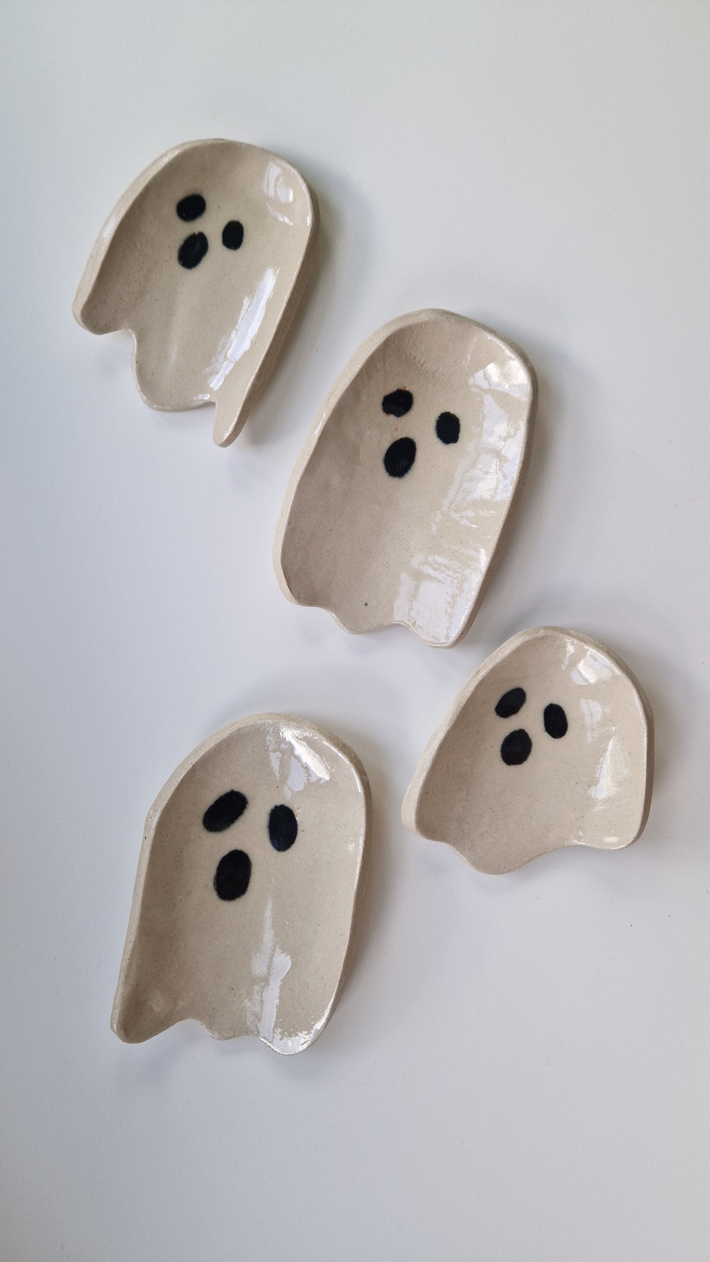 Ghost spoon rest