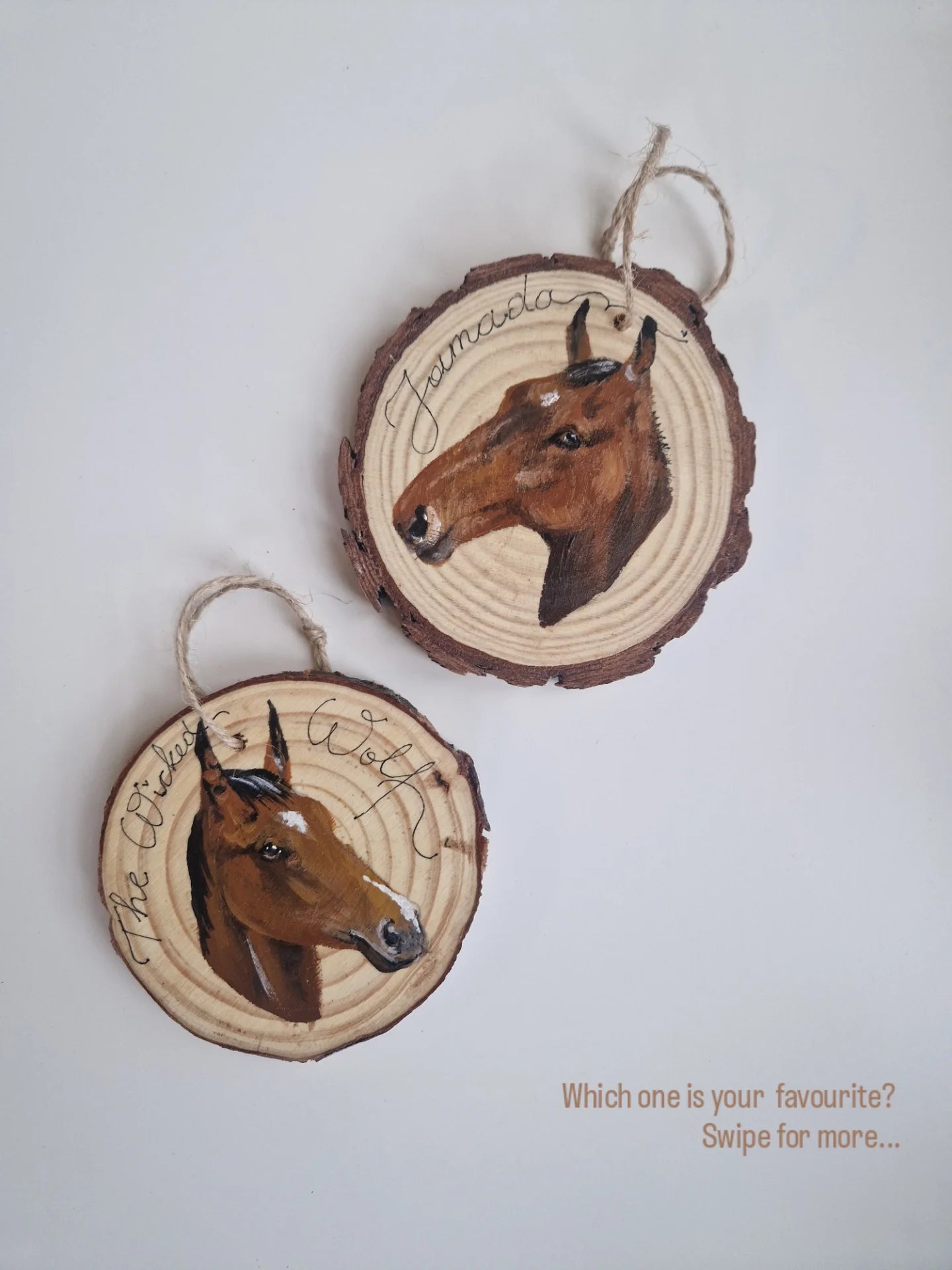Old Gold Racing Horses - CUSTOM Handpainted Bauble