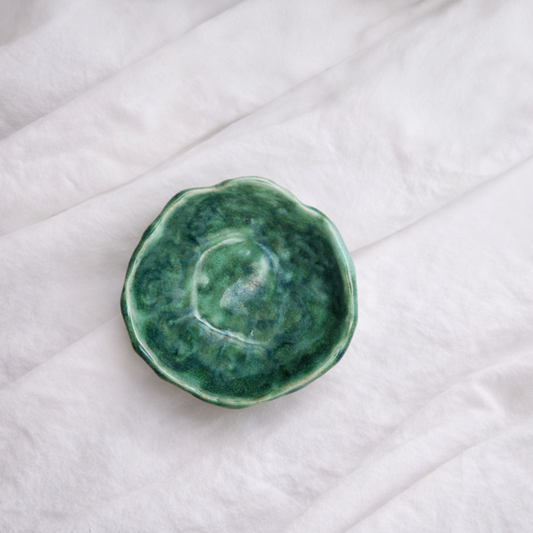 Pinching Bawl in Green and White Glaze